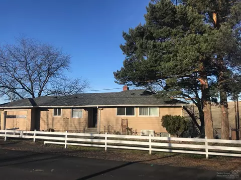35 NE Mt Hebron Dr, Pendleton, OR 97801 photo 1