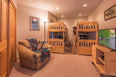 57668 Red Cedar Ln, Sunriver, OR 97707 photo 21