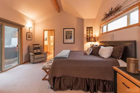 57668 Red Cedar Ln, Sunriver, OR 97707 photo 11