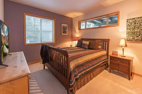 57668 Red Cedar Ln, Sunriver, OR 97707 photo 16