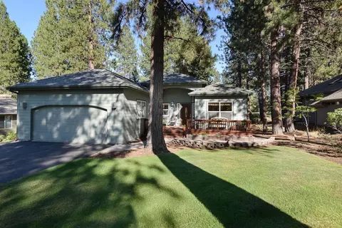 60633 Golf Village Loop, Bend, OR 97702 photo 1
