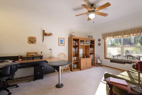 60633 Golf Village Loop, Bend, OR 97702 photo 17