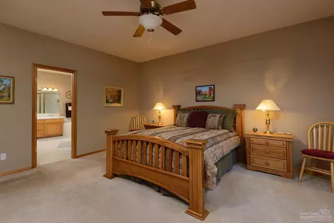 60633 Golf Village Loop, Bend, OR 97702 photo 13