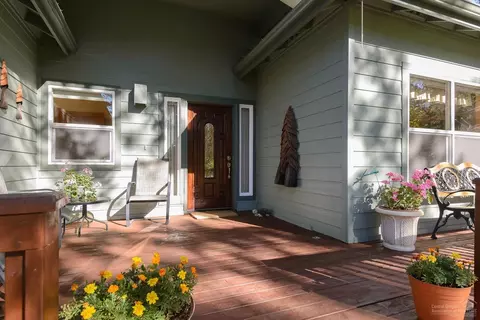 60633 Golf Village Loop, Bend, OR 97702 photo 3