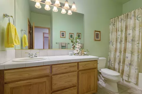 60633 Golf Village Loop, Bend, OR 97702 photo 18