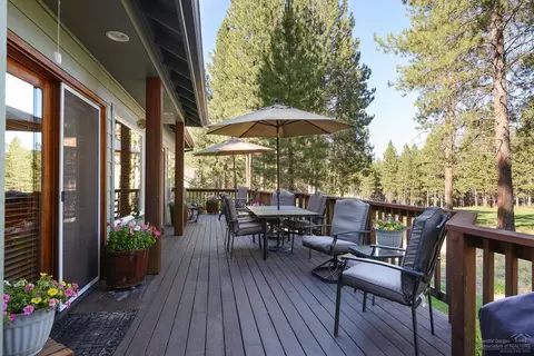 60633 Golf Village Loop, Bend, OR 97702 photo 24