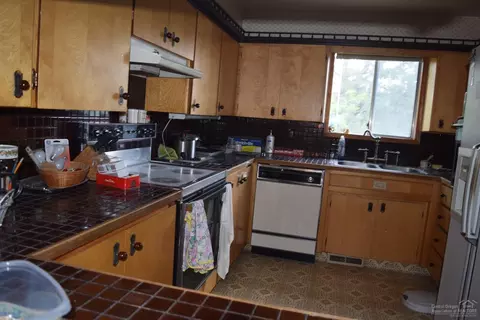 22060 Neff Rd, Bend, OR 97701 photo 16