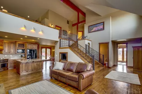 62640 NE Waugh Rd, Bend, OR 97701 photo 7