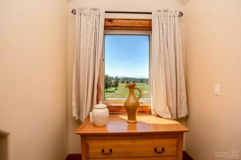 62640 NE Waugh Rd, Bend, OR 97701 photo 17