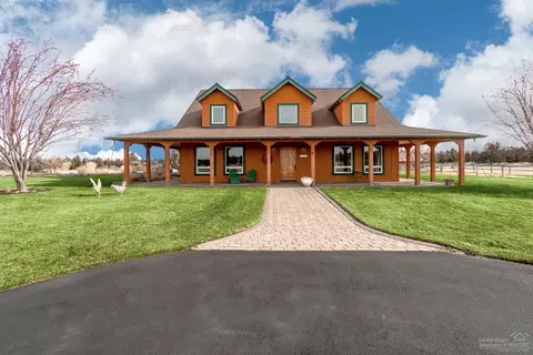 62640 NE Waugh Rd, Bend, OR 97701 photo 2