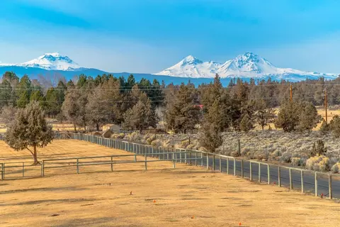 62640 NE Waugh Rd, Bend, OR 97701 photo 14
