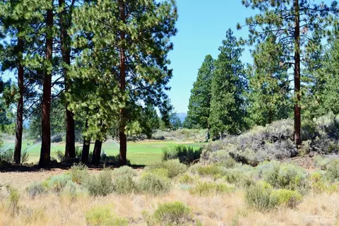 60201 Sunset View Dr, Bend, OR 97702 photo 2