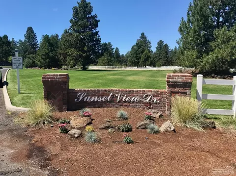 60201 Sunset View Dr, Bend, OR 97702 photo 11
