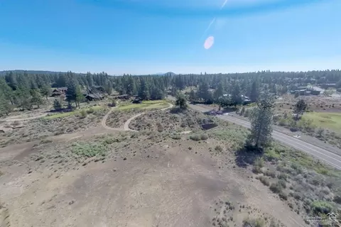 19378 Seaton Loop, Bend, OR 97702 photo 12