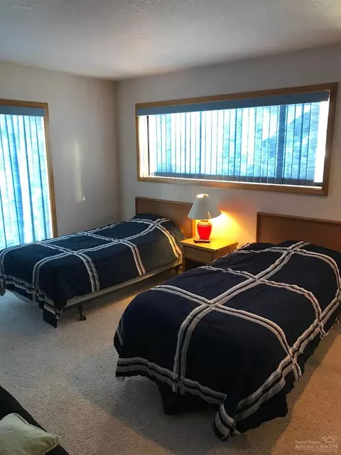 17778 Big Leaf Ln, Sunriver, OR 97707 photo 13