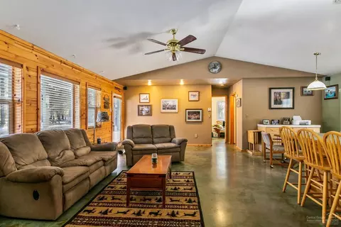 15570 Turquoise Dr, La Pine, OR 97739 photo 6