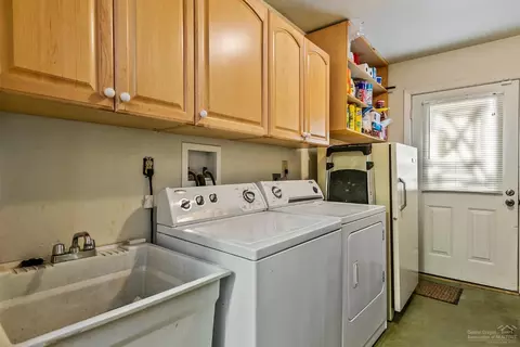 15570 Turquoise Dr, La Pine, OR 97739 photo 10