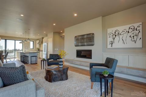 19175 Gateway Loop, Bend, OR 97702 photo 4