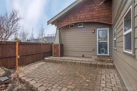 21392 Oakview Dr, Bend, OR 97701 photo 20