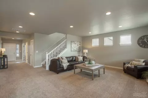 1812 NE Coby Way, Bend, OR 97701 photo 11