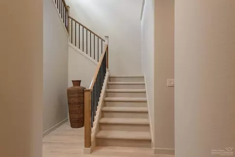 60436 Kangaroo Loop, Bend, OR 97702 photo 15