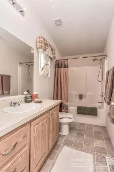 51429 Evans Way, La Pine, OR 97739 photo 18