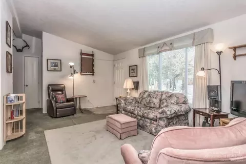 51429 Evans Way, La Pine, OR 97739 photo 11