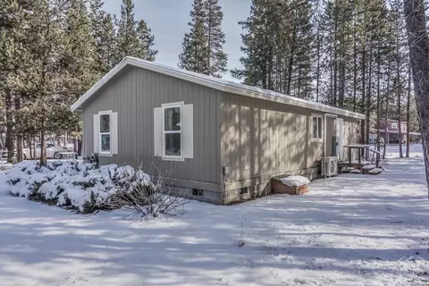 51429 Evans Way, La Pine, OR 97739 photo 4