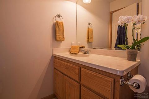 354 E Wapato Loop, Sisters, OR 97759 photo 20