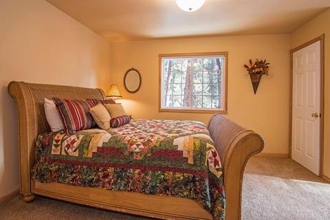 354 E Wapato Loop, Sisters, OR 97759 photo 17