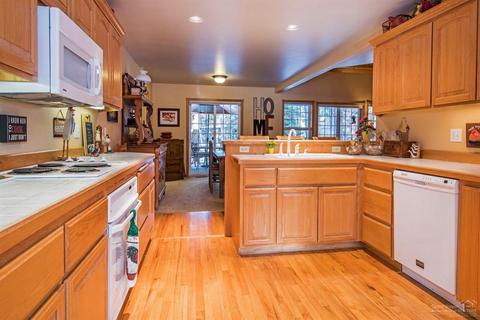 354 E Wapato Loop, Sisters, OR 97759 photo 7