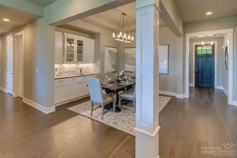 60864 SW Headwaters Loop, Bend, OR 97702 photo 9