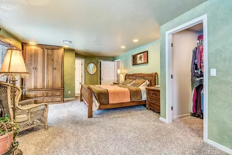 20520 Jefferson Ct, Bend, OR 97703 photo 16