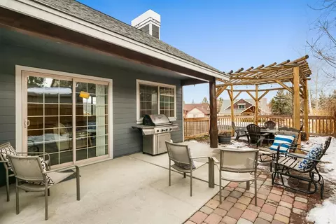 63441 Ledgestone Ct, Bend, OR 97701 photo 24