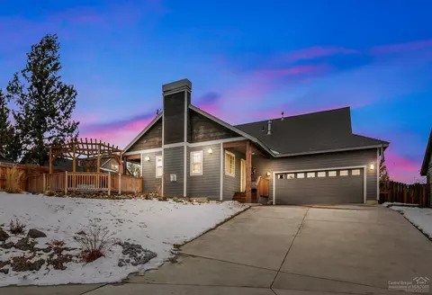 63441 Ledgestone Ct, Bend, OR 97701 photo 1