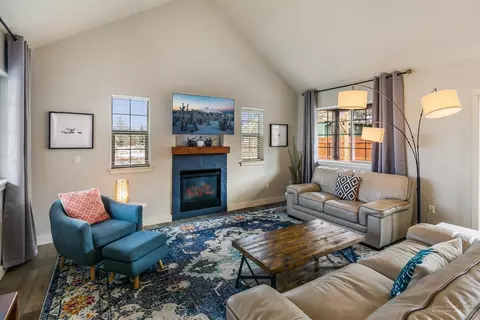 63441 Ledgestone Ct, Bend, OR 97701 photo 3