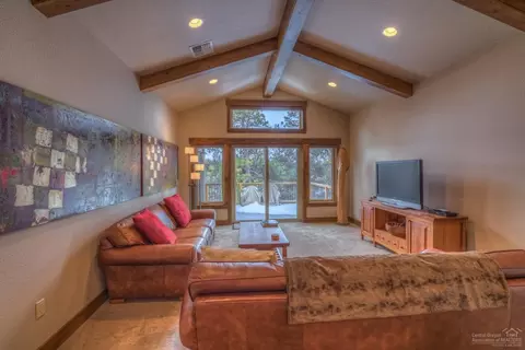 60436 Snap Shot Loop, Bend, OR 97702 photo 19