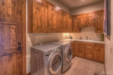 60436 Snap Shot Loop, Bend, OR 97702 photo 24