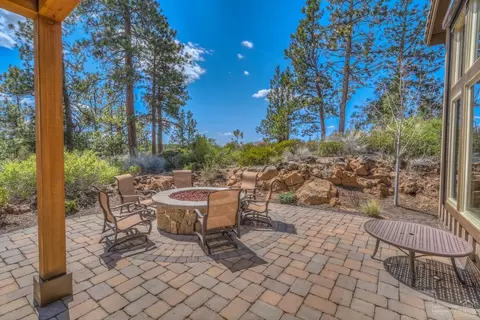 60436 Snap Shot Loop, Bend, OR 97702 photo 25