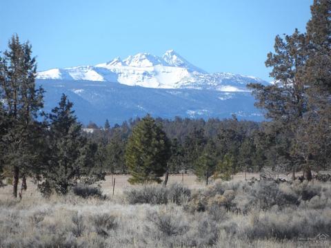 20009 Mcconnell Dr, Bend, OR 97703 photo 2