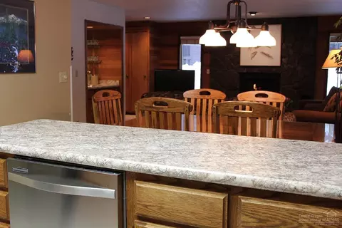57303 Beaver Ridge Loop, Sunriver, OR 97707 photo 7