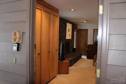 57303 Beaver Ridge Loop, Sunriver, OR 97707 photo 1