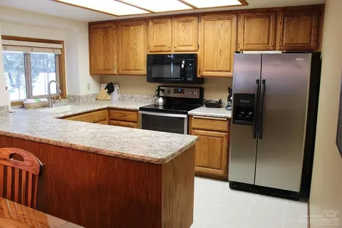 57303 Beaver Ridge Loop, Sunriver, OR 97707 photo 8