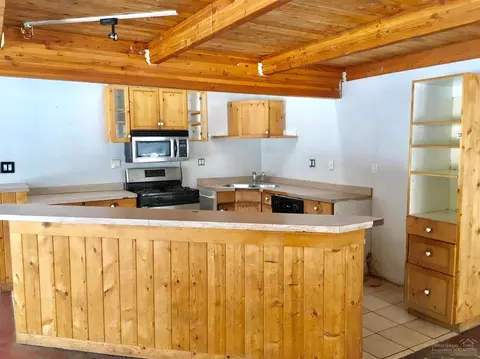 60207 Cheyenne Rd, Bend, OR 97702 photo 6