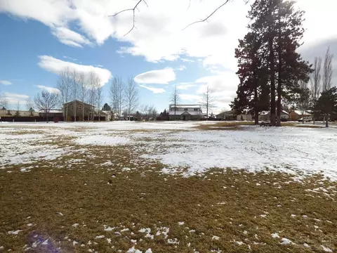61056 Larkspur Loop, Bend, OR 97702 photo 24