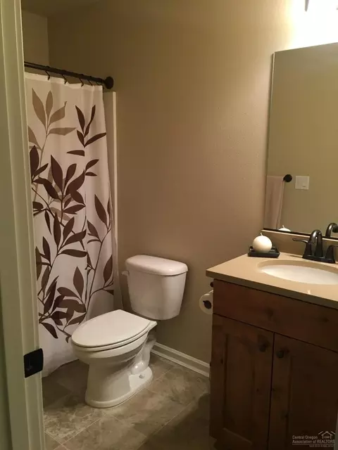 20749 NE Comet Ln, Bend, OR 97701 photo 7