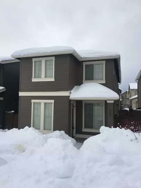 20749 NE Comet Ln, Bend, OR 97701 photo 1