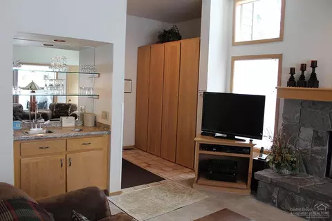 57385 Beaver Ridge Loop, Sunriver, OR 97707 photo 7