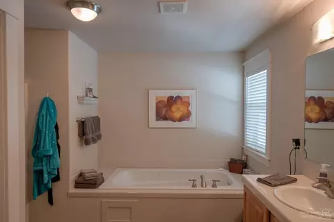 61062 Chamomile Pl, Bend, OR 97702 photo 11