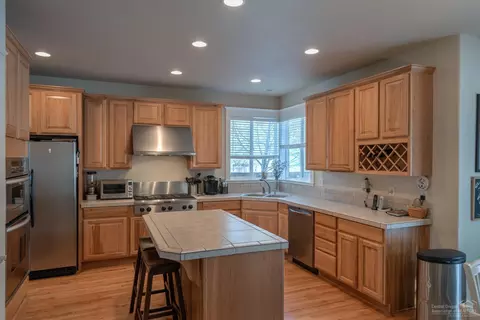 61062 Chamomile Pl, Bend, OR 97702 photo 8